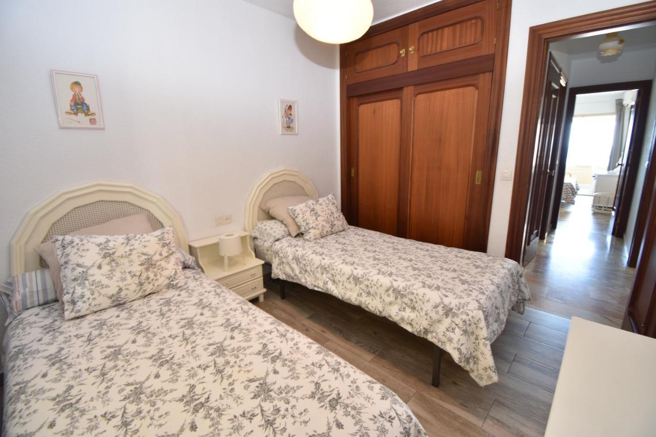Apartamento Vistas Al Mar Y Piscina Fuengirola Esterno foto