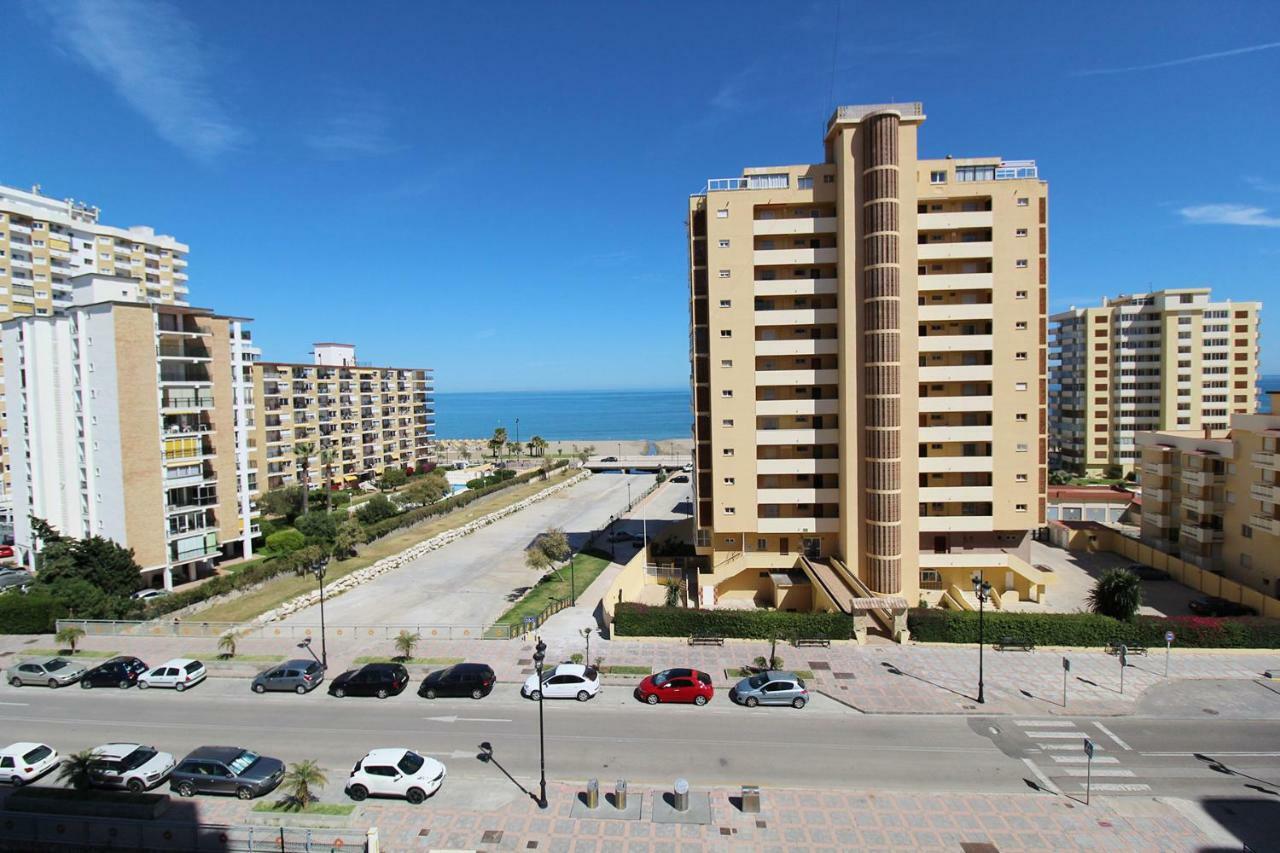 Apartamento Vistas Al Mar Y Piscina Fuengirola Esterno foto